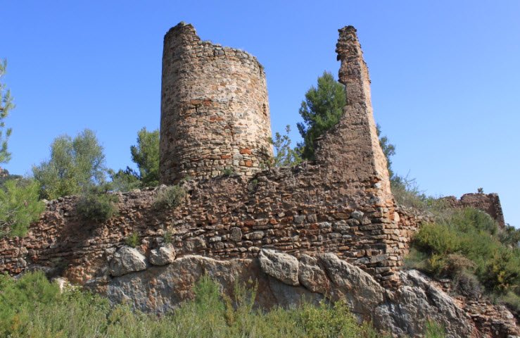 Castell de Benalí, Spain